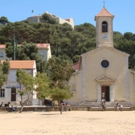 Evasion Ensoleillee Ile De Porquerolles Superbe T3 Hyeres