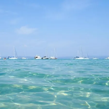 Evasion Ensoleillee Ile De Porquerolles Superbe T3 Apartment