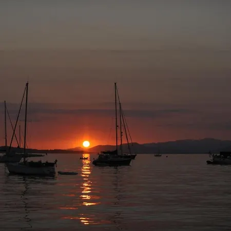 Evasion Ensoleillee Ile De Porquerolles Superbe T3 Appartement *