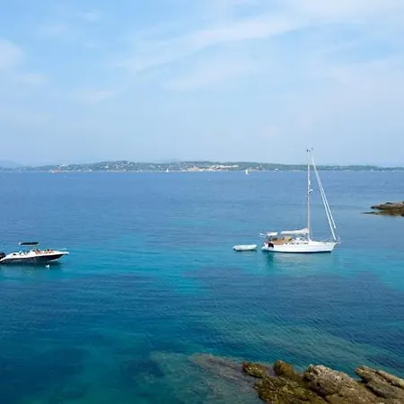 Evasion Ensoleillee Ile De Porquerolles Superbe T3 *