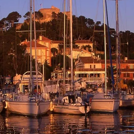 Evasion Ensoleillee Ile De Porquerolles Superbe T3
