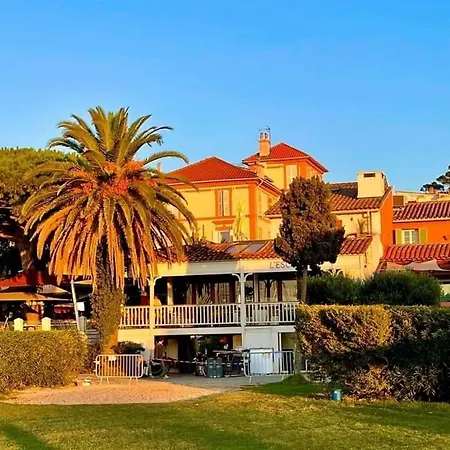 Apartment Evasion Ensoleillee Ile De Porquerolles Superbe T3 Hyeres